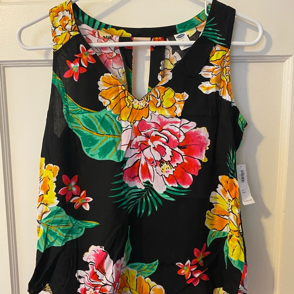 Floral tank